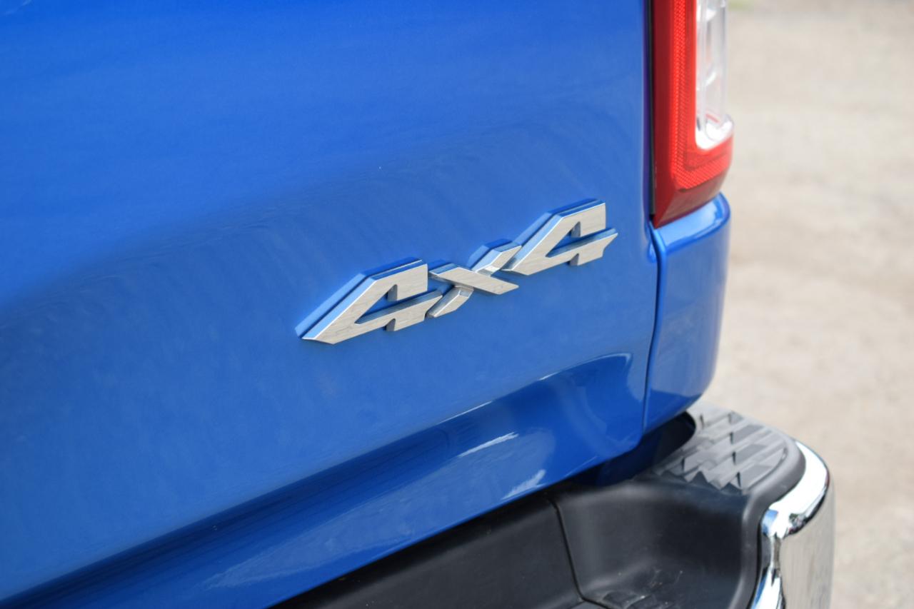 RAM 1500 Big Horn 4x4 Quad Cab 6'4" Box 2023