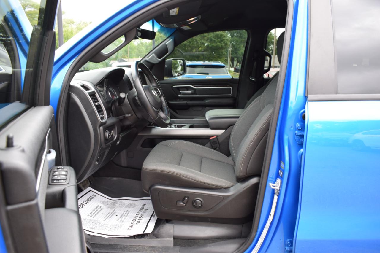 RAM 1500 Big Horn 4x4 Quad Cab 6'4" Box 2023