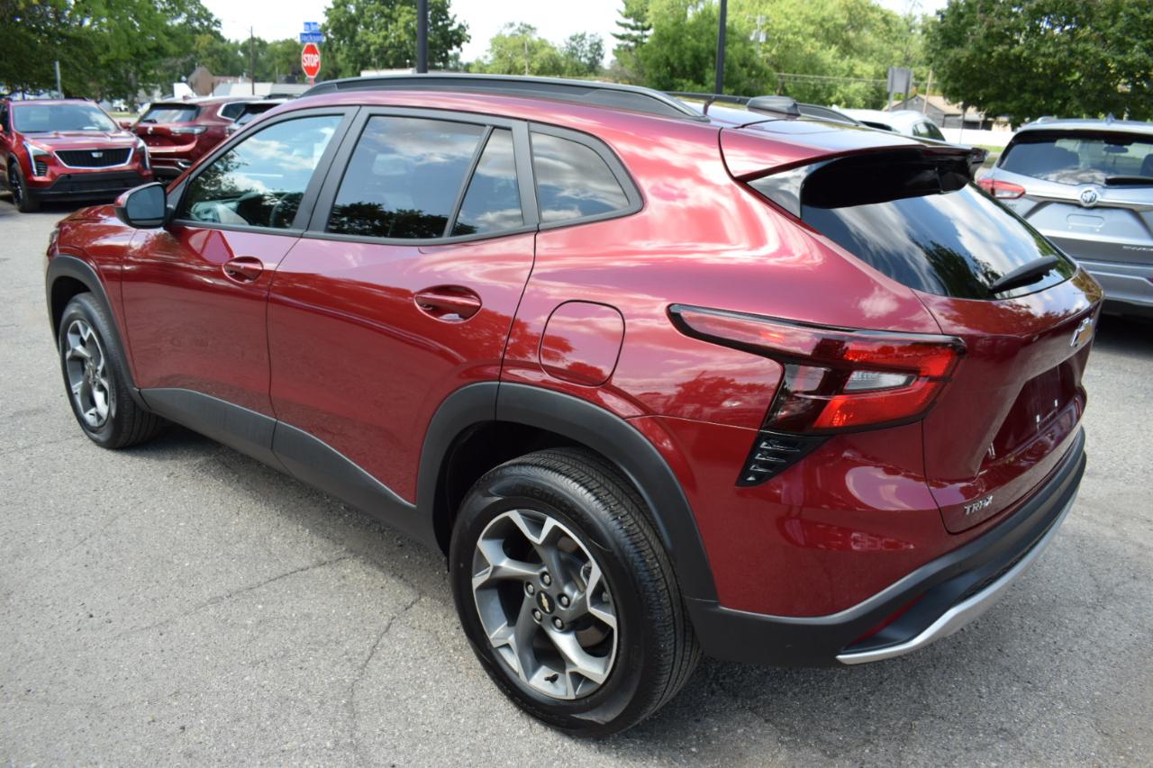 Chevrolet Trax FWD 4dr LT 2024