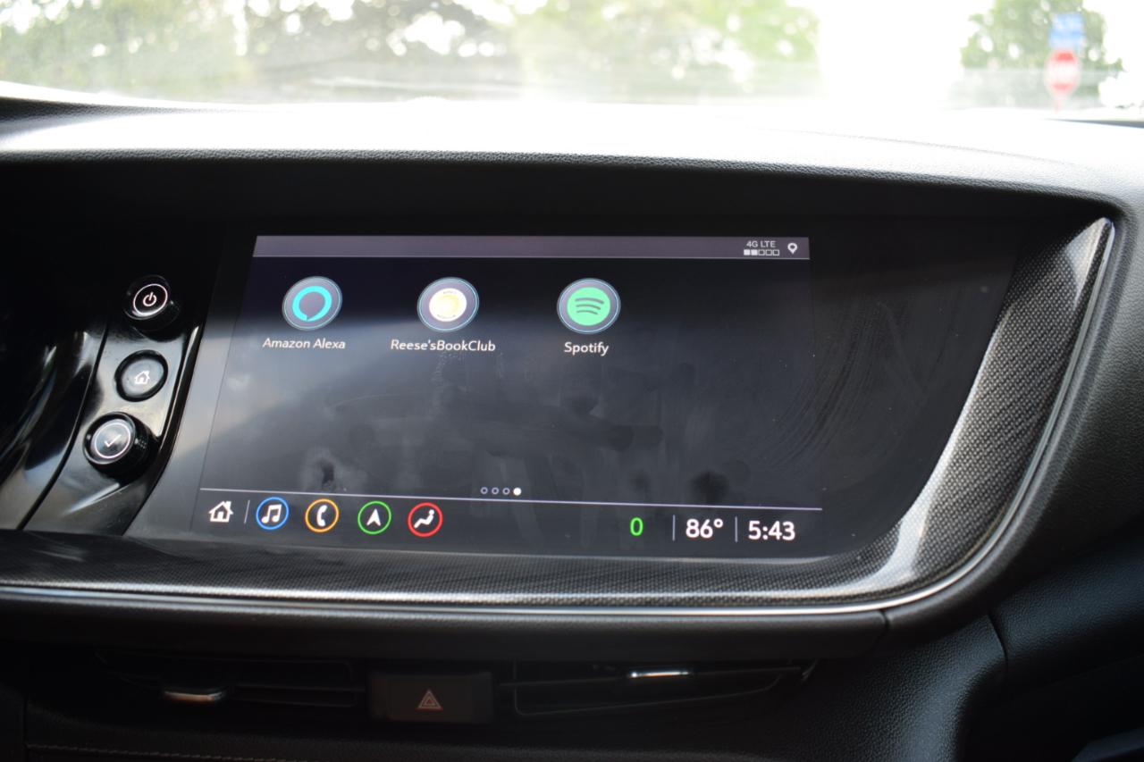 Buick Envision FWD 4dr Essence 2021