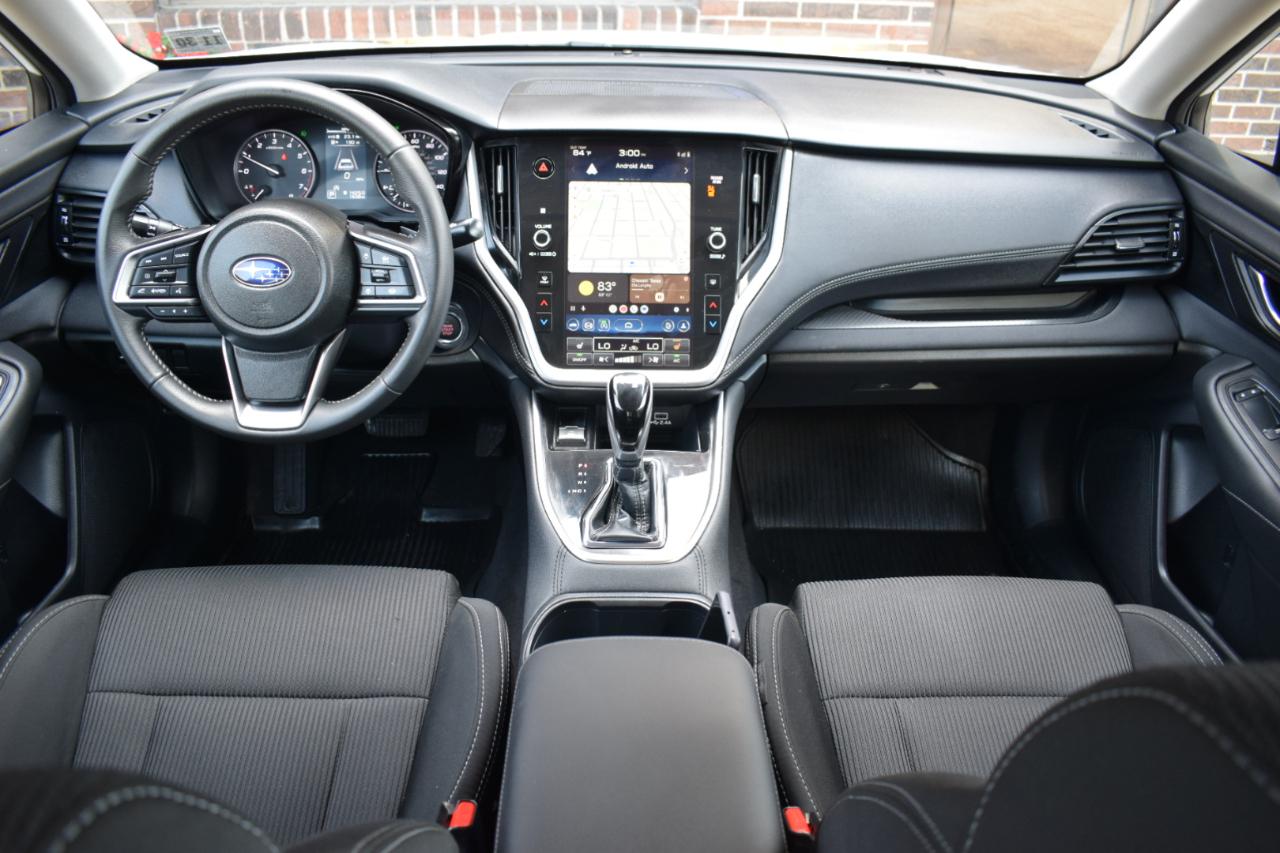 Subaru Legacy Premium AWD 2025