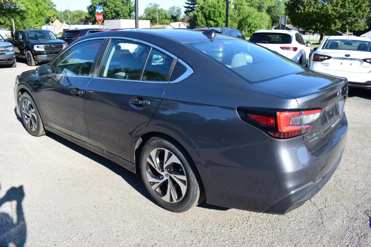 Subaru Legacy Premium 2022