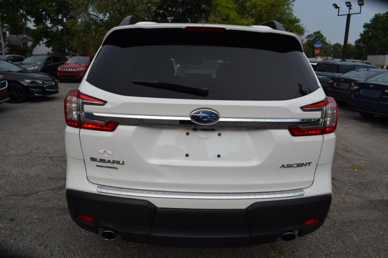Subaru Ascent Premium 8-Passenger 2023