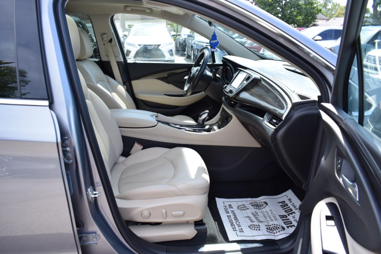 Buick Envision  2020