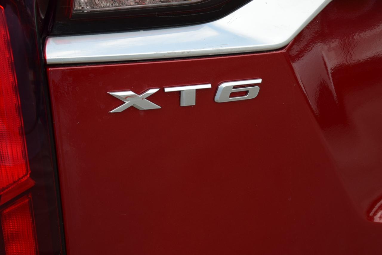 Cadillac XT6  2020