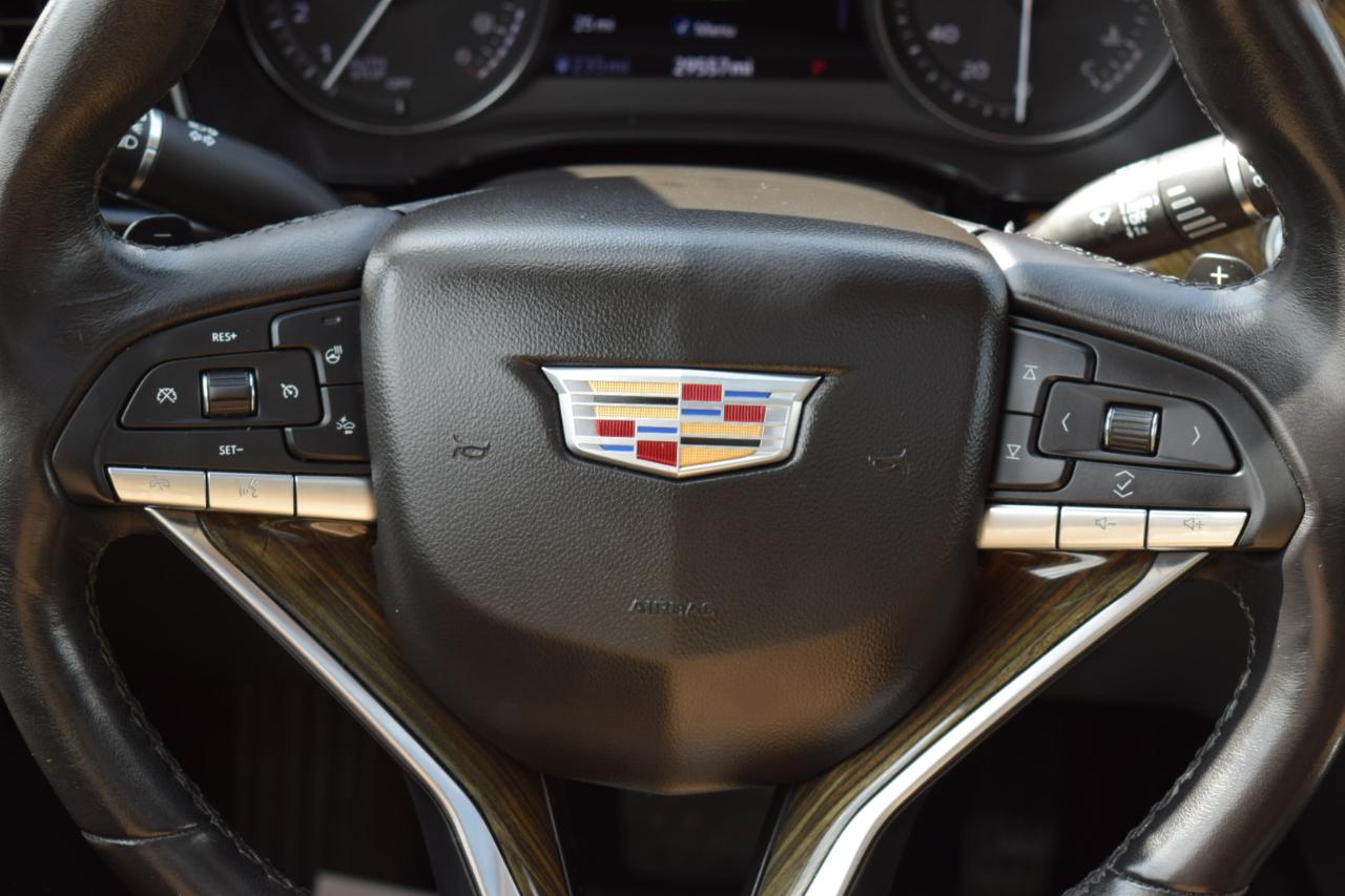 Cadillac XT6  2020