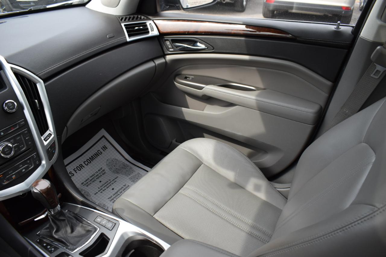 Cadillac SRX AWD 4dr Luxury Collection 2012