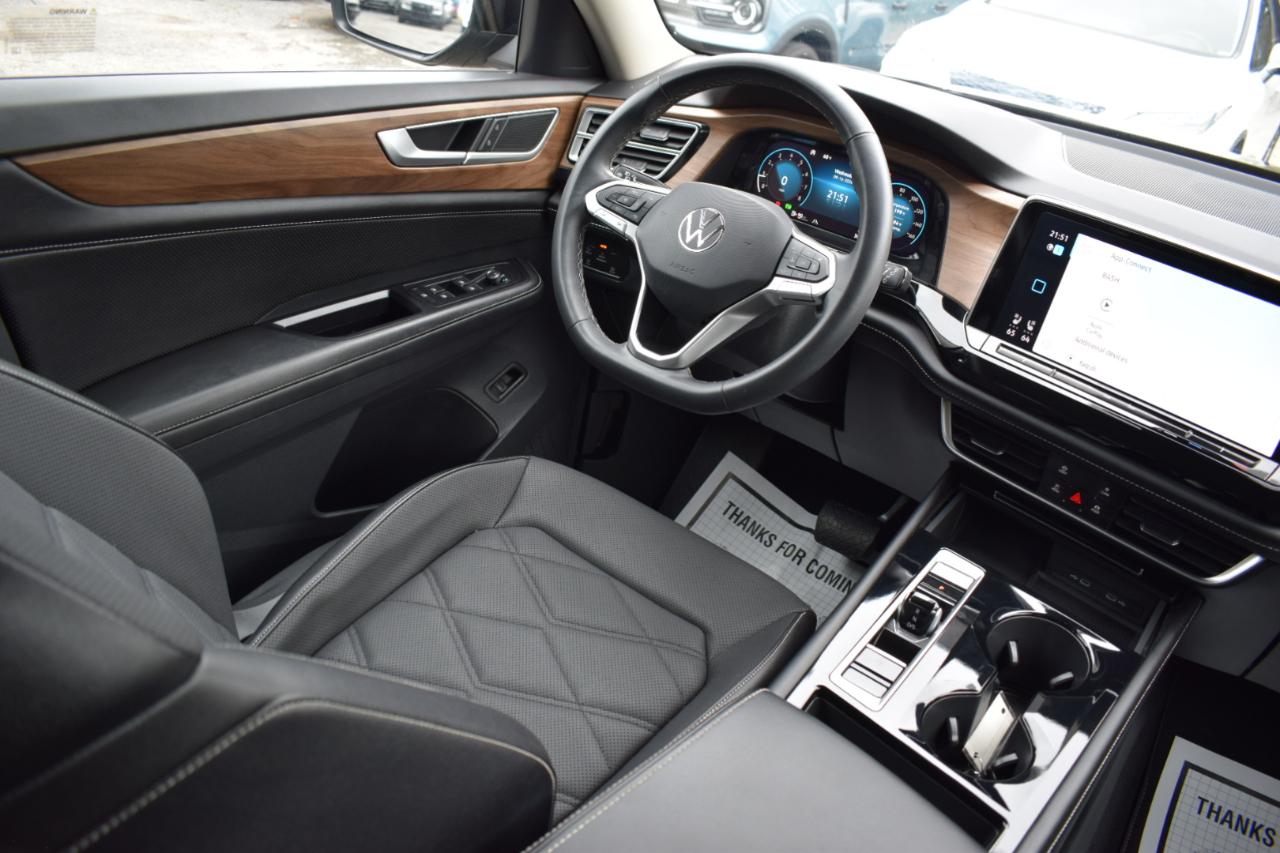 Volkswagen Atlas 2.0T SE w/Technology 4MOTION 2024