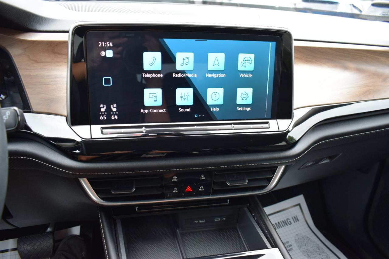 Volkswagen Atlas 2.0T SE w/Technology 4MOTION 2024