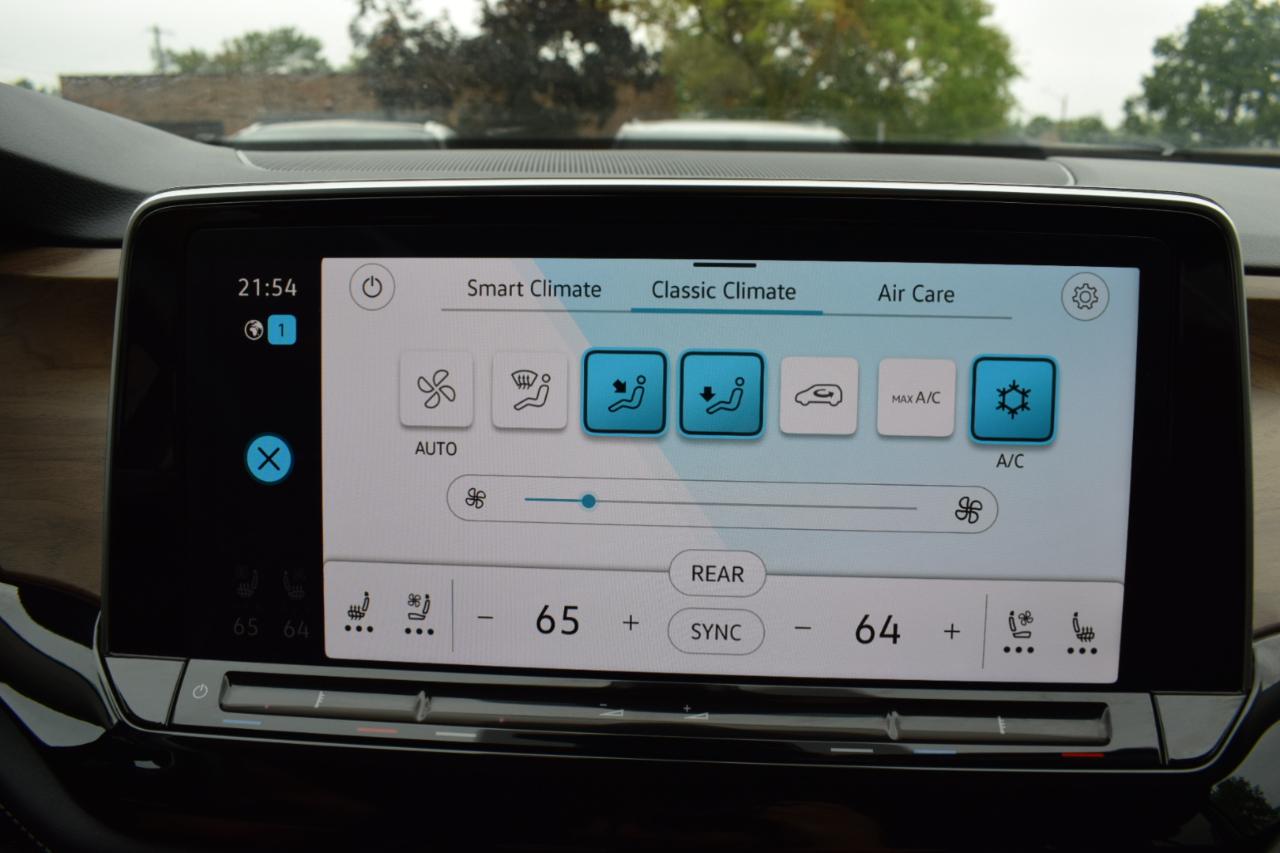 Volkswagen Atlas 2.0T SE w/Technology 4MOTION 2024
