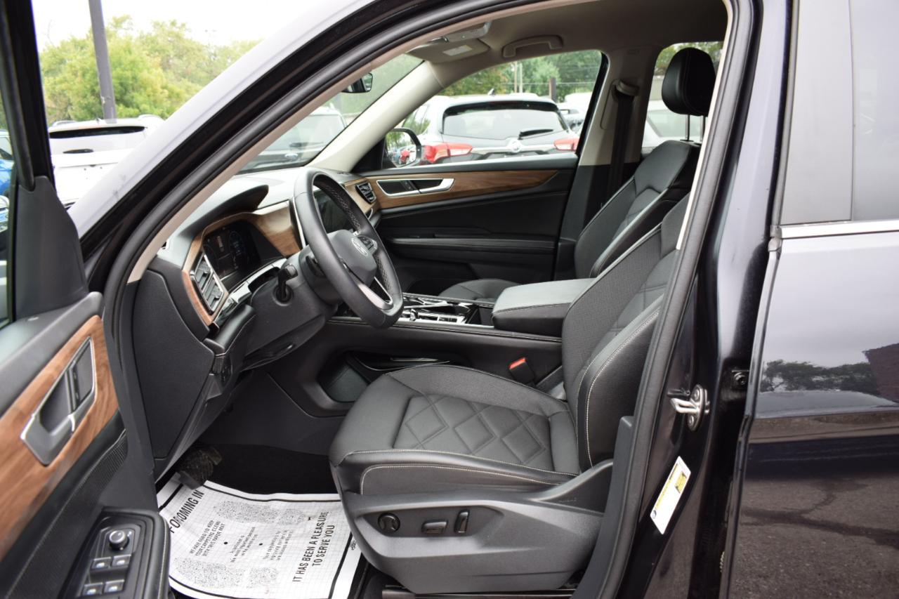 Volkswagen Atlas 2.0T SE w/Technology 4MOTION 2024