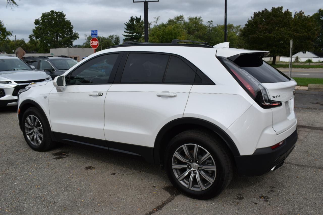 Cadillac XT4 FWD 4dr Sport 2019