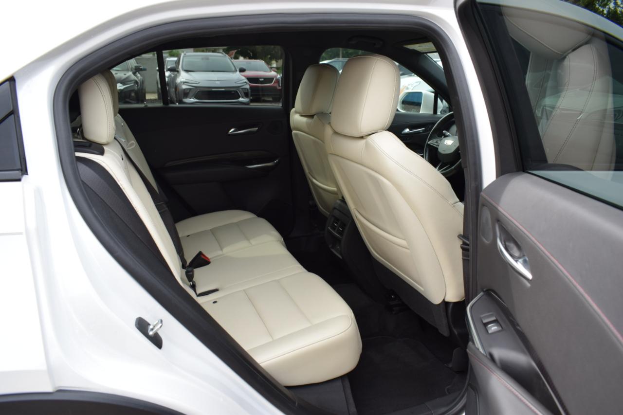 Cadillac XT4 FWD 4dr Sport 2019