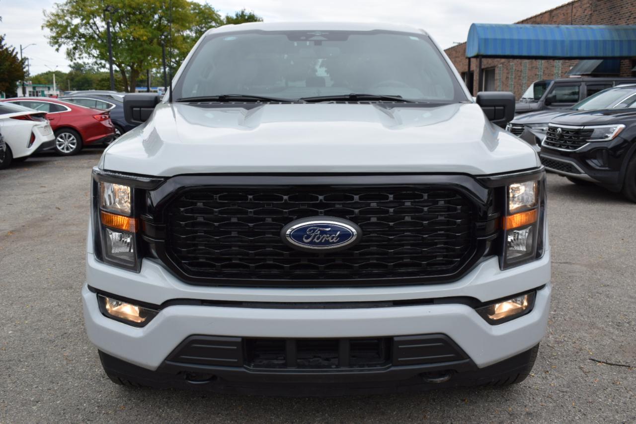 Ford F-150 STX SuperCrew 4WD 2023