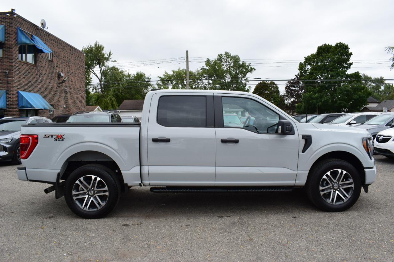 Ford F-150 STX SuperCrew 4WD 2023