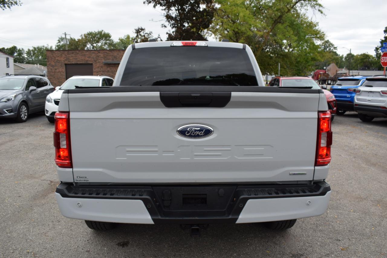 Ford F-150 STX SuperCrew 4WD 2023