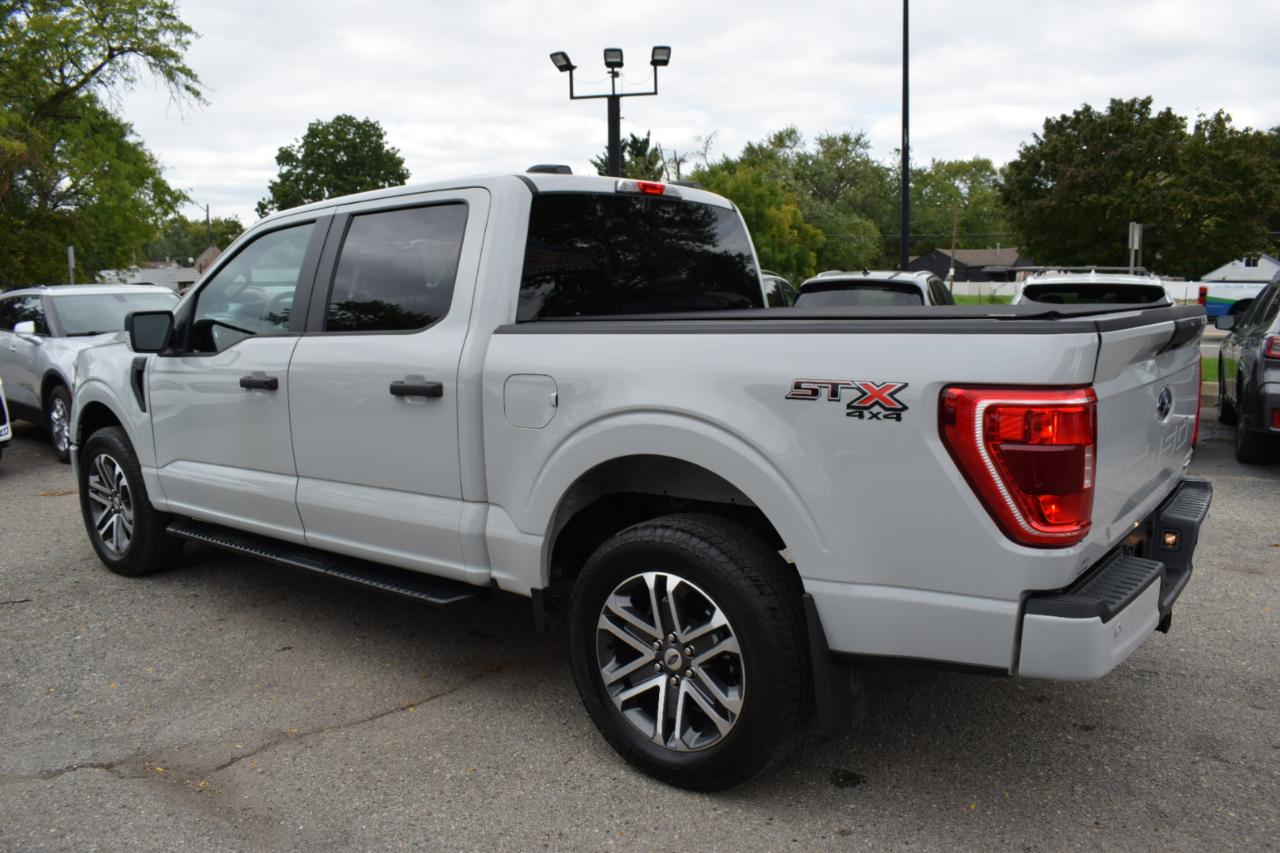 Ford F-150 STX SuperCrew 4WD 2023