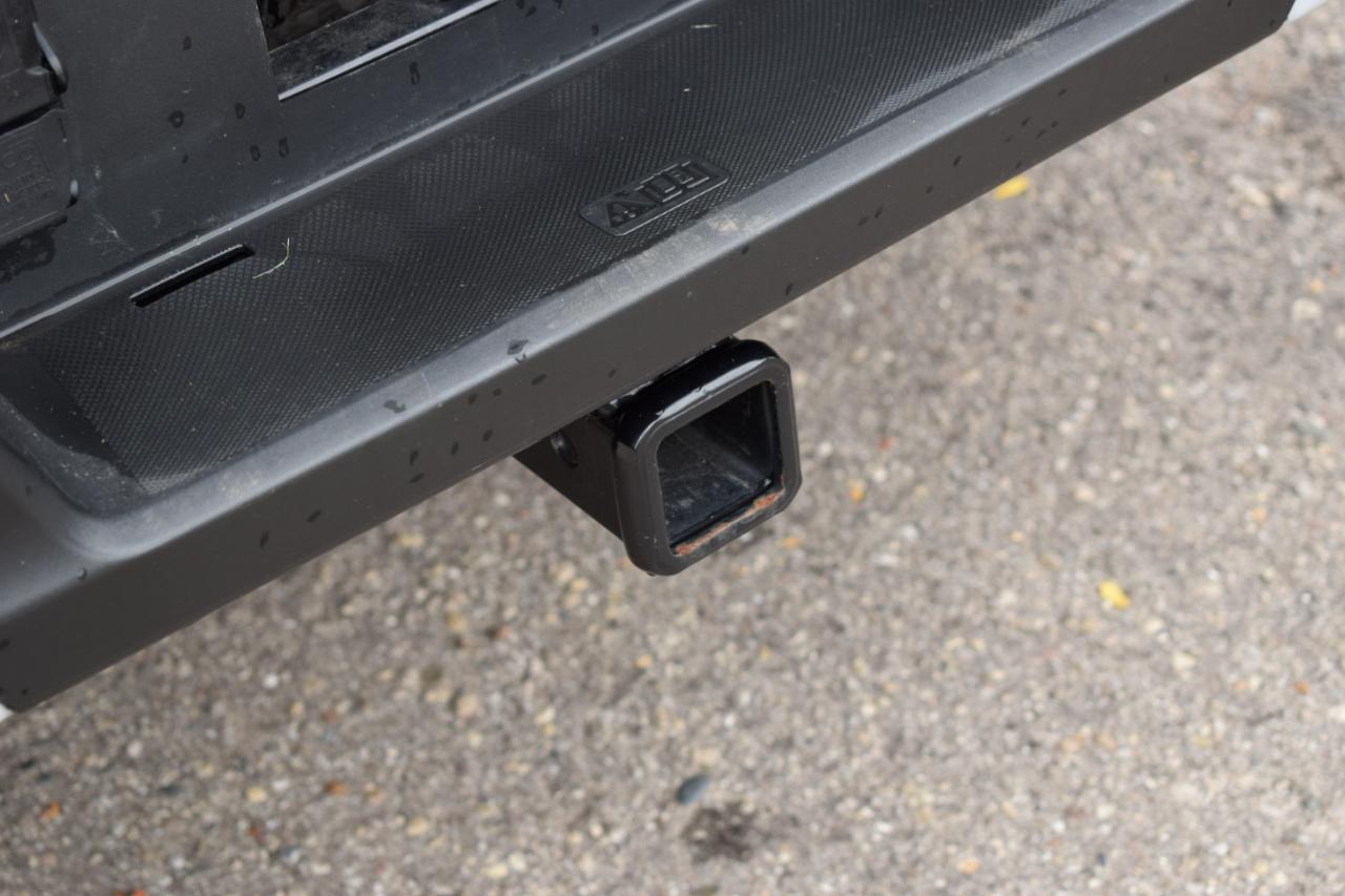 Ford F-150 STX SuperCrew 4WD 2023