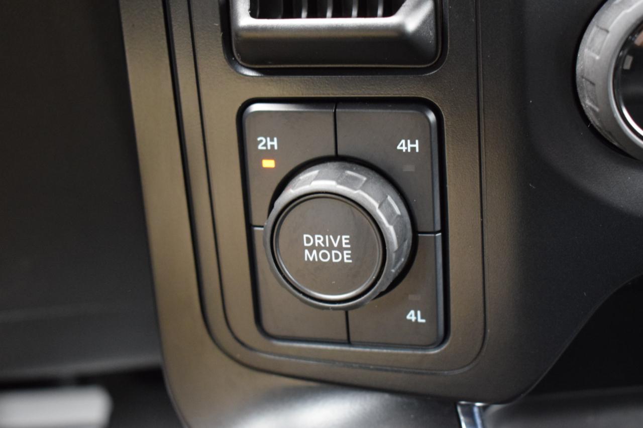Ford F-150 STX SuperCrew 4WD 2023