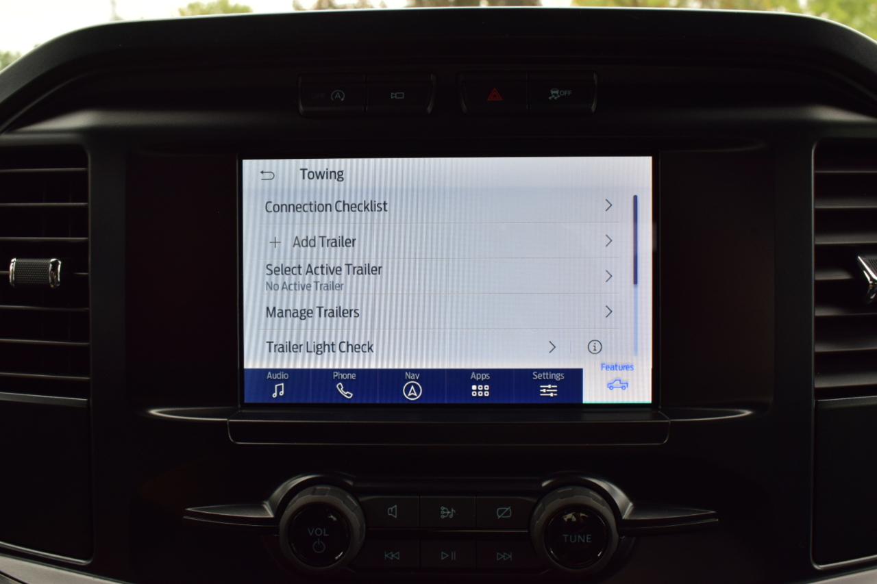 Ford F-150 STX SuperCrew 4WD 2023