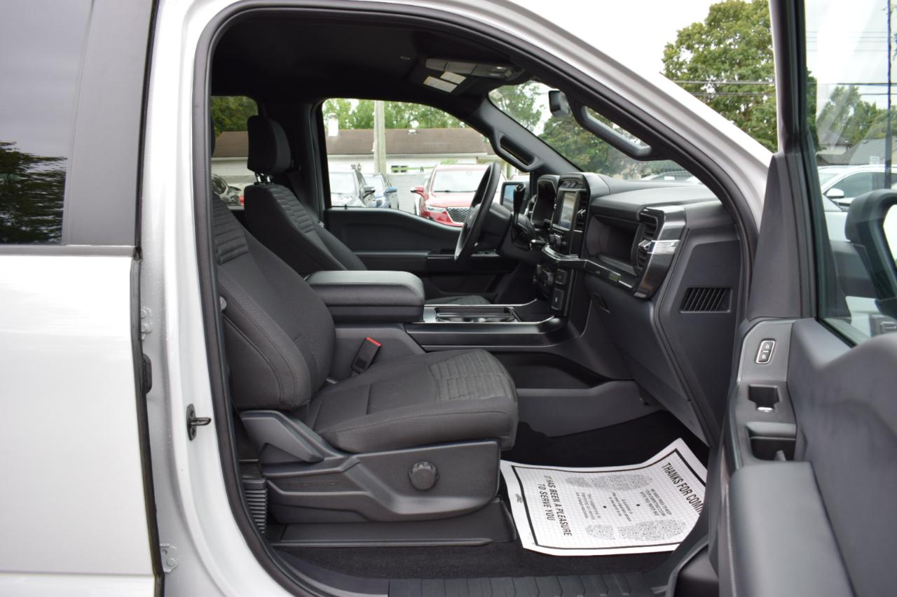 Ford F-150 STX SuperCrew 4WD 2023