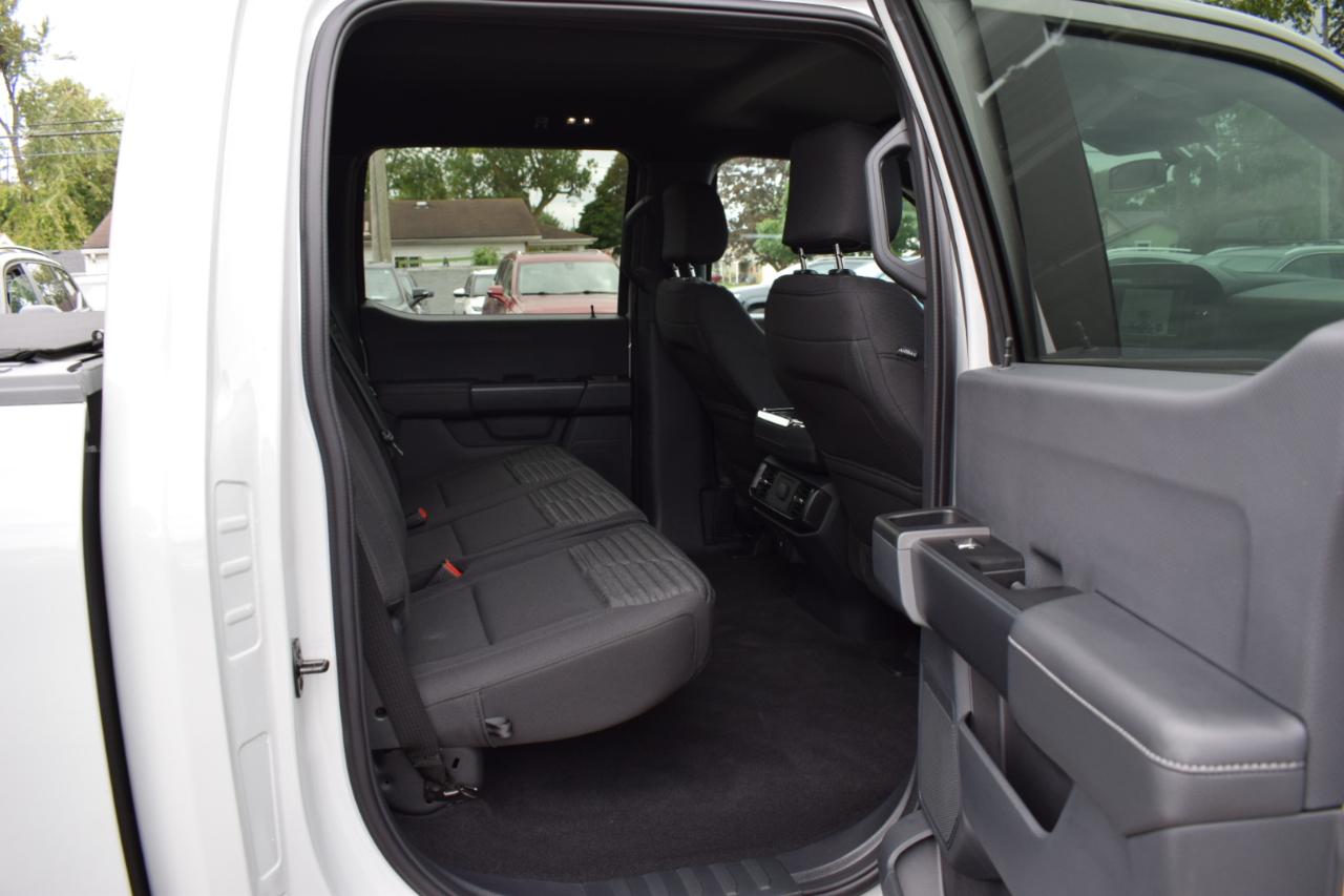 Ford F-150 STX SuperCrew 4WD 2023