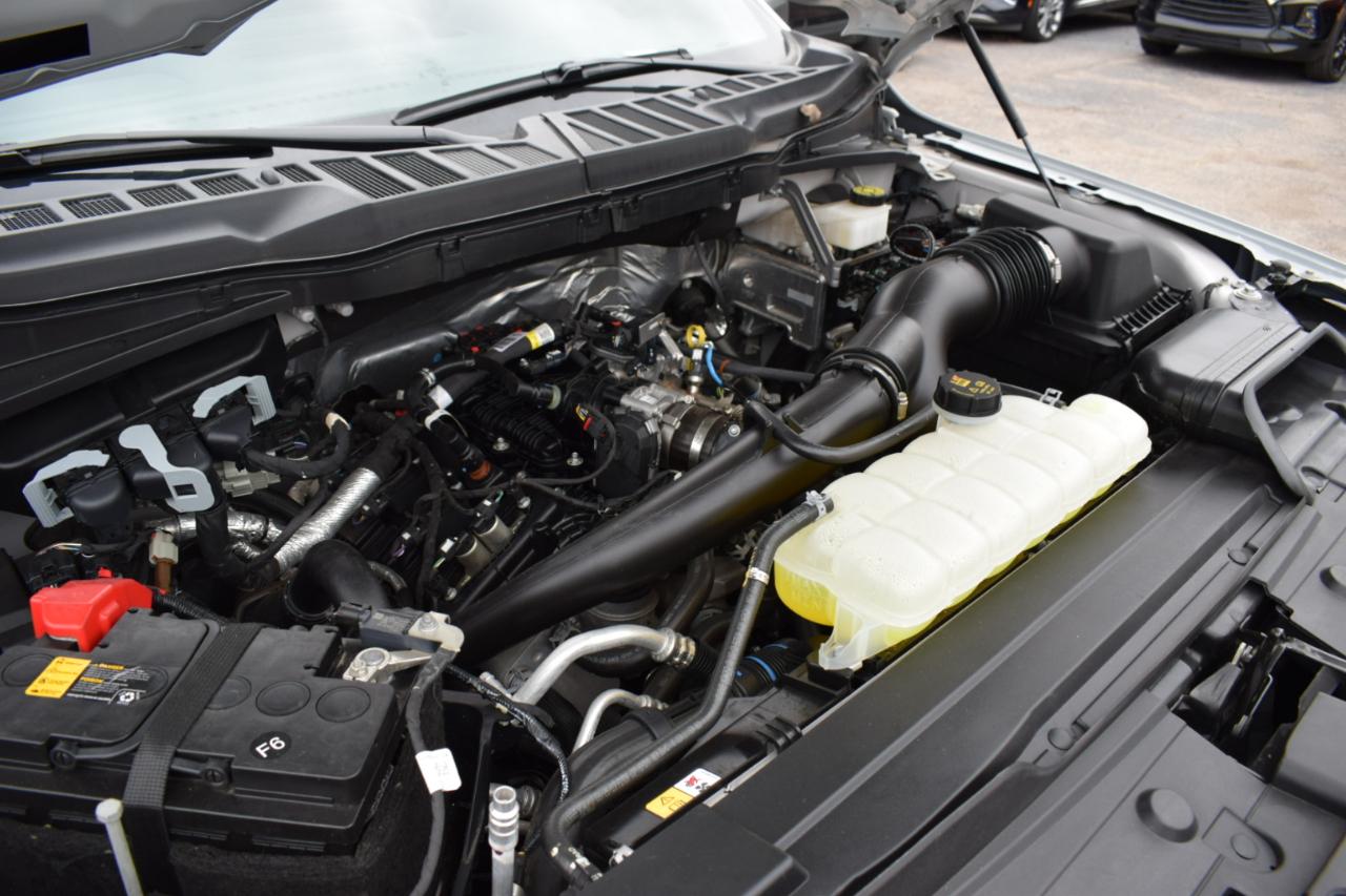 Ford F-150 STX SuperCrew 4WD 2023
