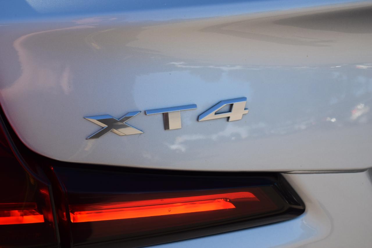 Cadillac XT4  2022