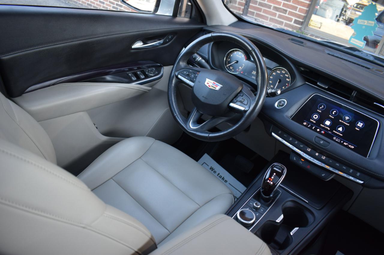 Cadillac XT4  2022