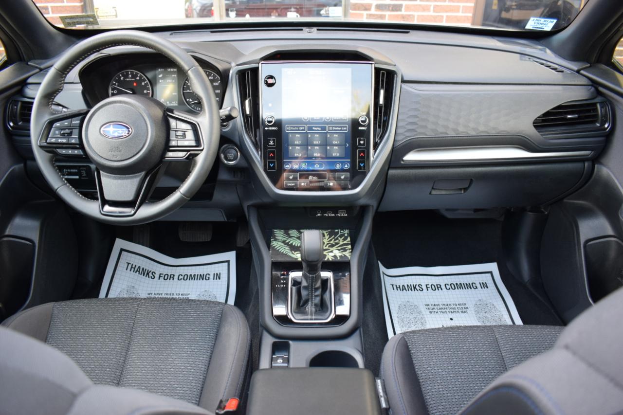 Subaru Forester Premium AWD 2025