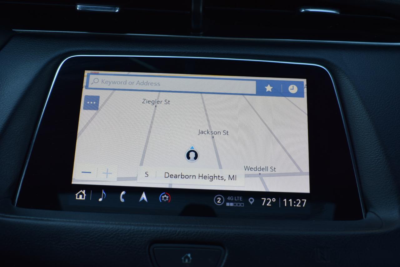 Cadillac XT4  2021