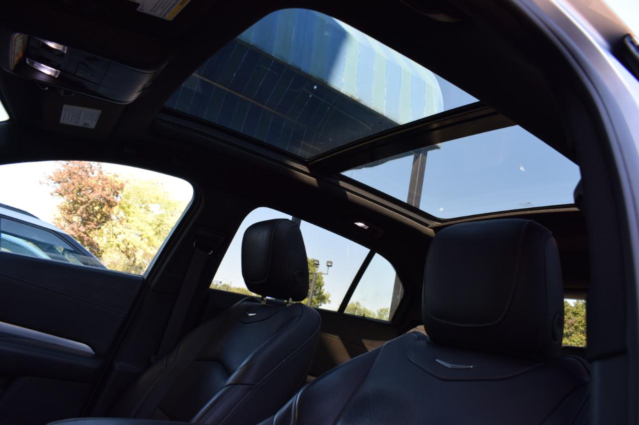 Cadillac XT4  2021