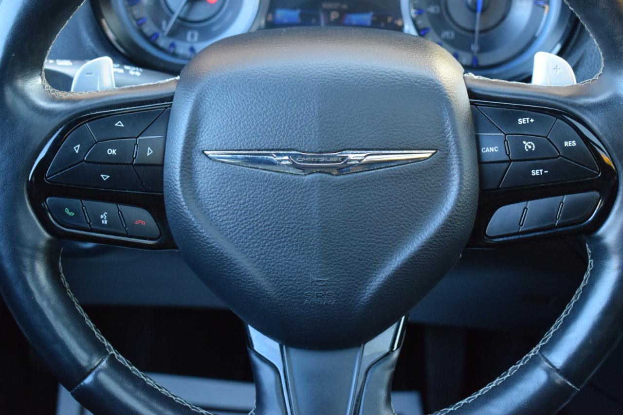 Chrysler 300 photo 20