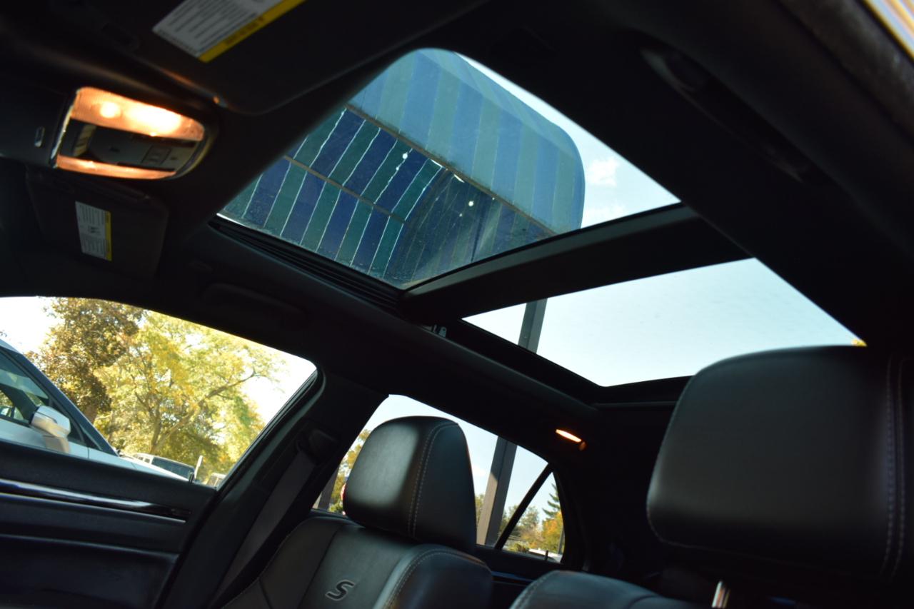Chrysler 300 photo 35