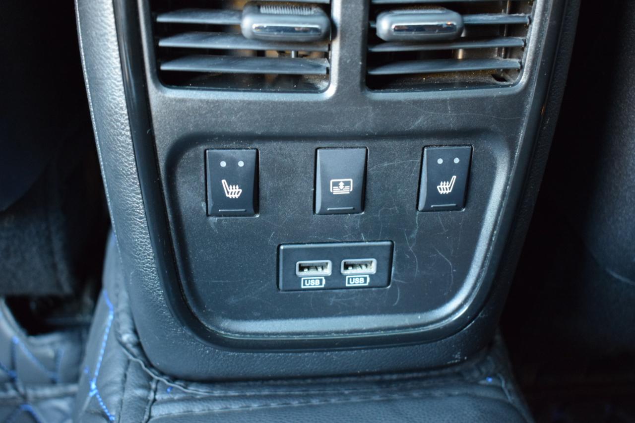 Chrysler 300 photo 39