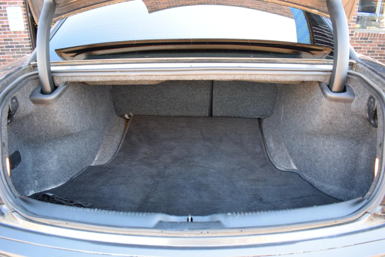 Chrysler 300 photo 40