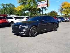 2018 Chrysler 300 