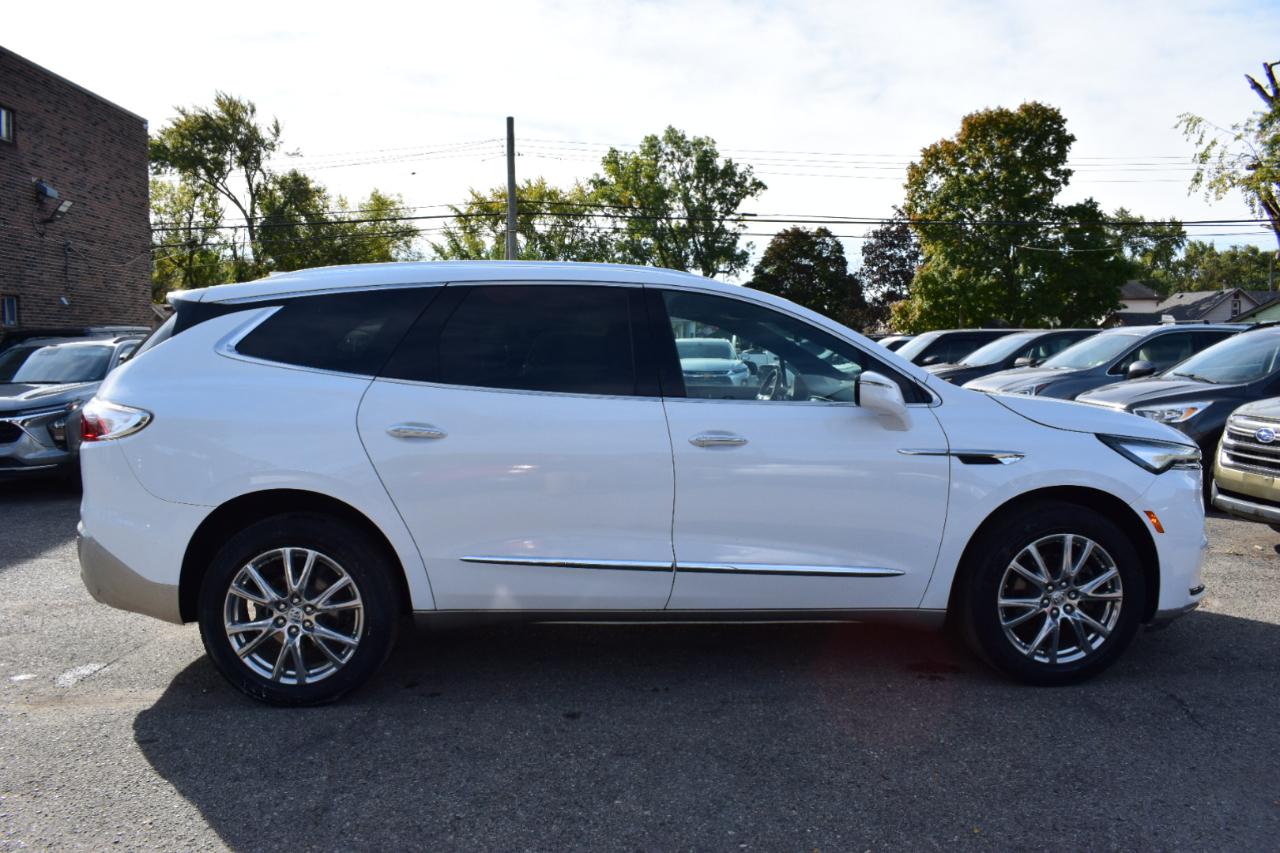 Buick Enclave  2023