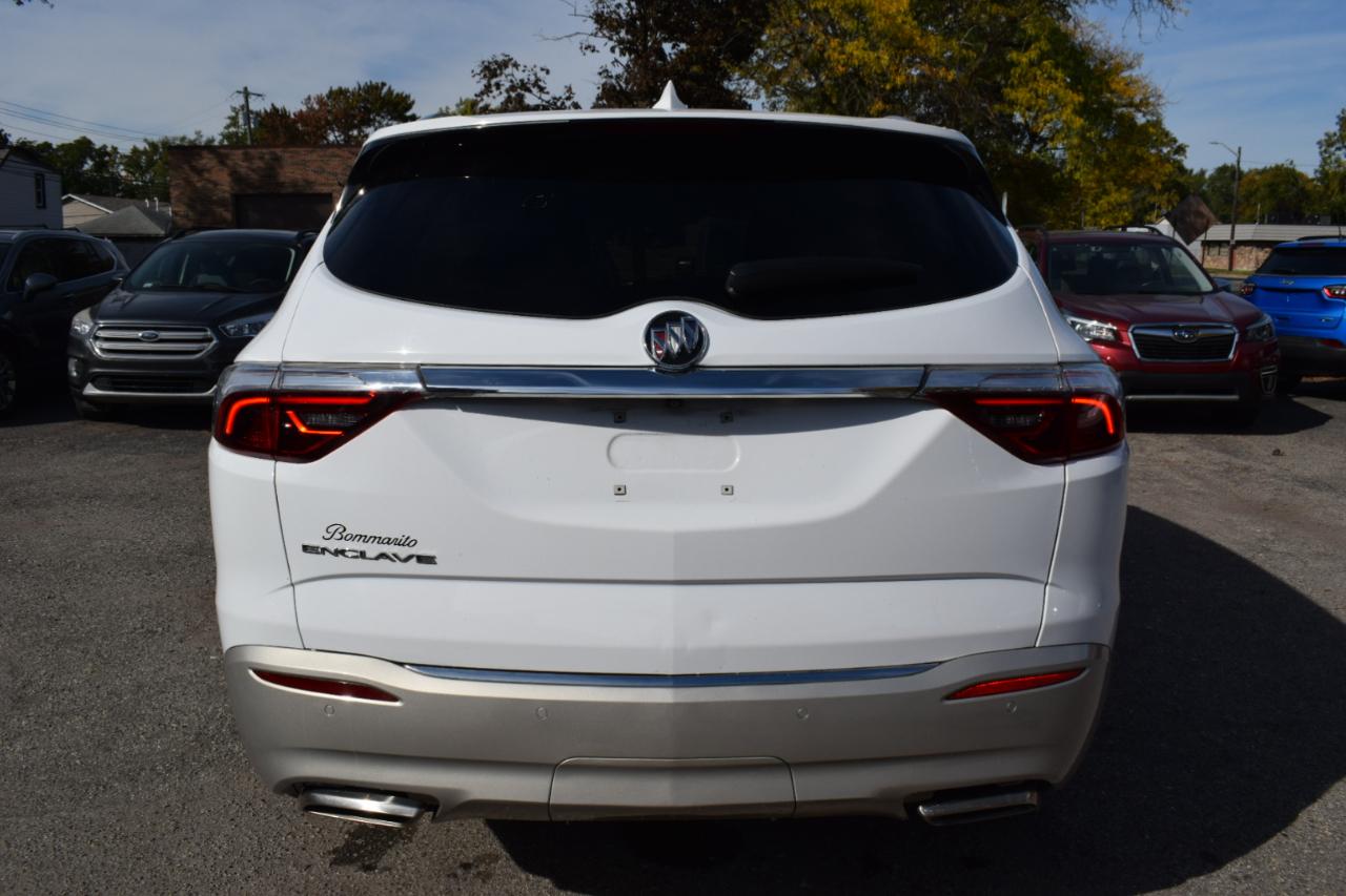 Buick Enclave  2023