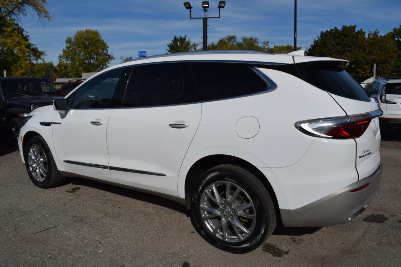 Buick Enclave  2023