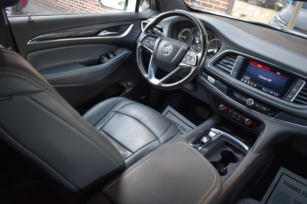 Buick Enclave  2023
