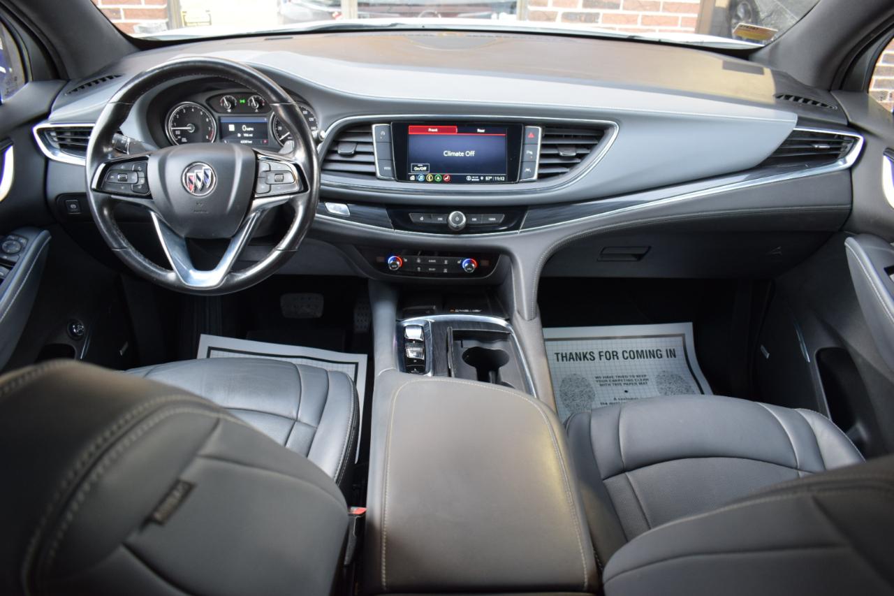 Buick Enclave  2023