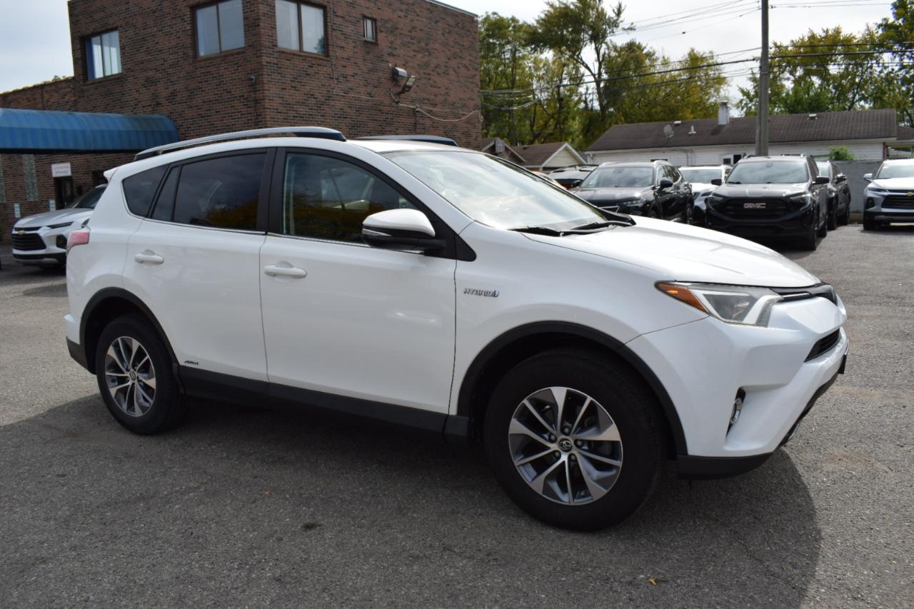Toyota RAV4 Hybrid XLE AWD 2018