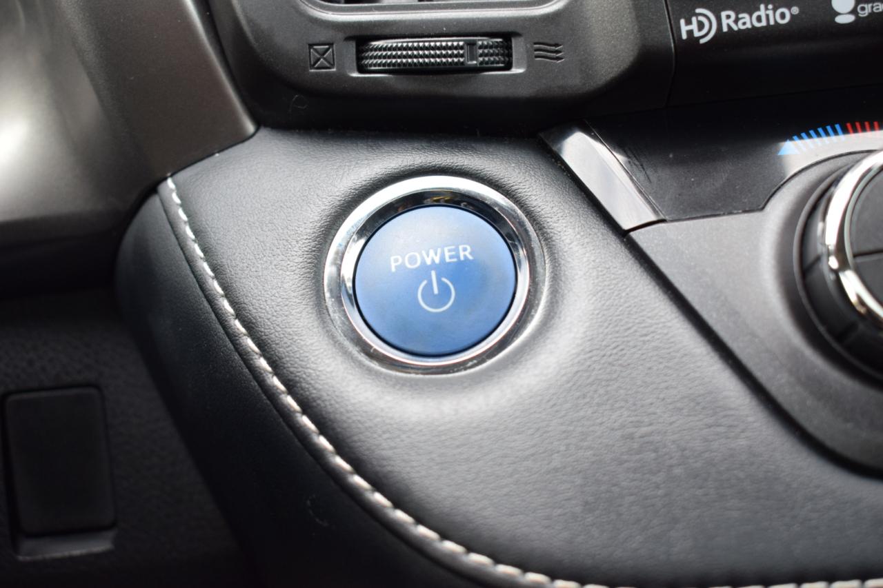 Toyota RAV4 Hybrid XLE AWD 2018