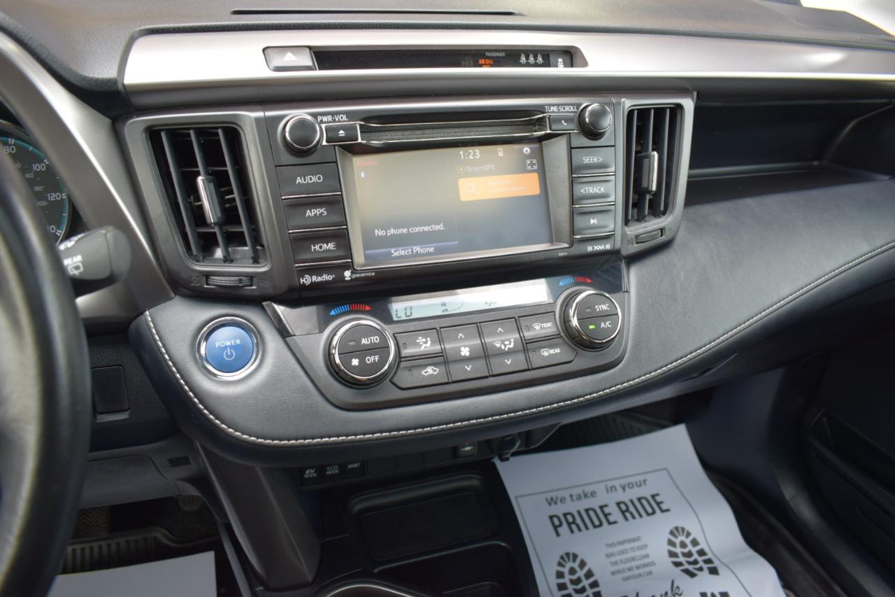 Toyota RAV4 Hybrid XLE AWD 2018