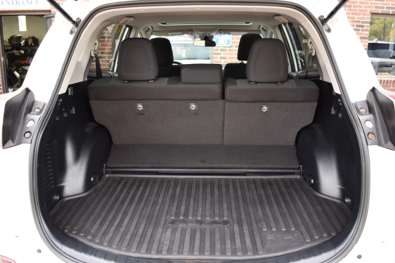 Toyota RAV4 Hybrid XLE AWD 2018