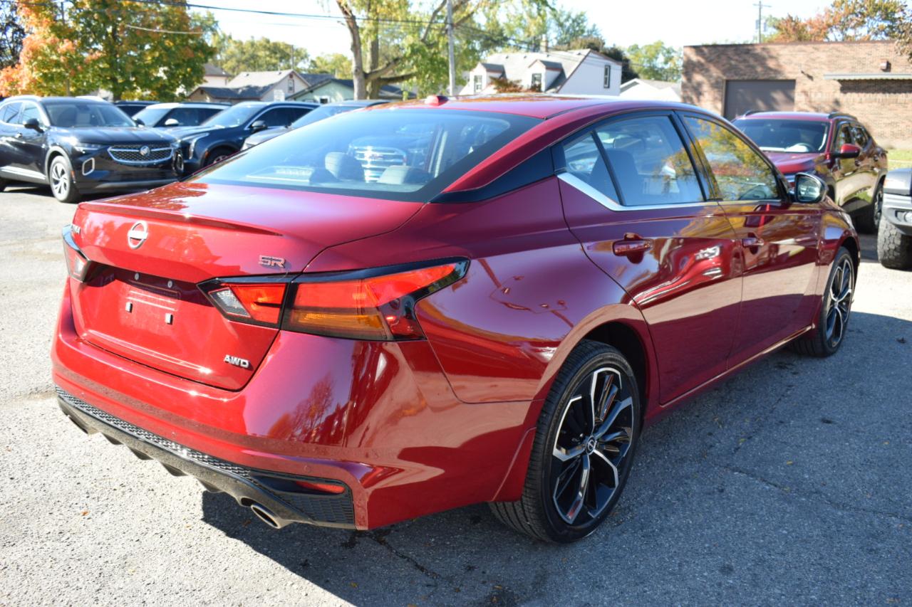 Nissan Altima 2.5 SR AWD Sedan 2024