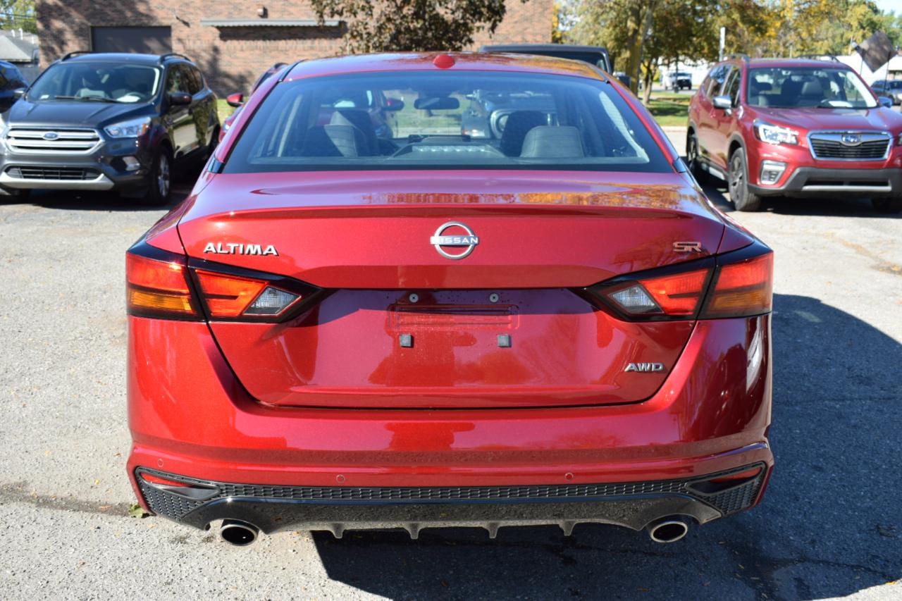 Nissan Altima 2.5 SR AWD Sedan 2024
