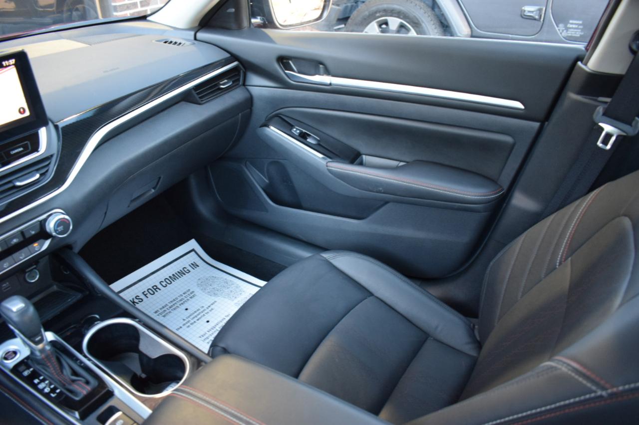 Nissan Altima 2.5 SR AWD Sedan 2024