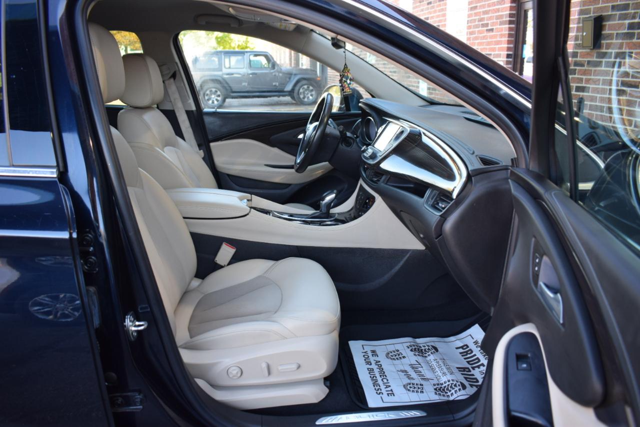 Buick Envision  2020
